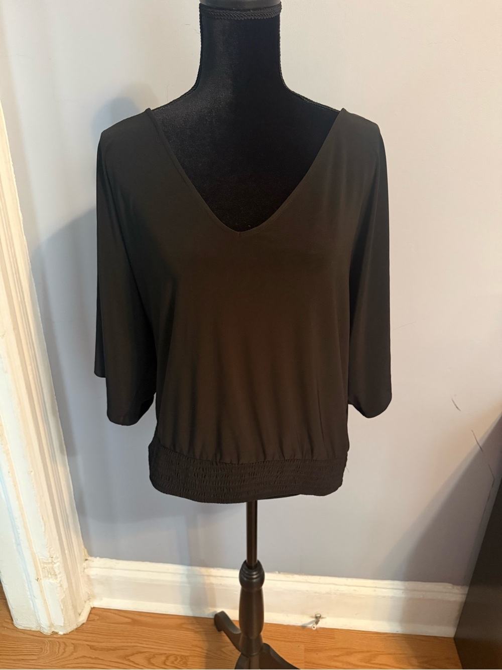 White House Black Market Black V-Neck Short Sleeve Top
